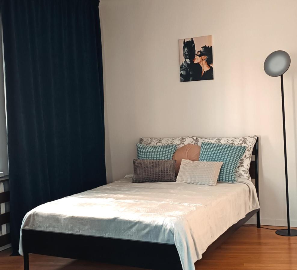 Duzy Prywatny Pokoj Blisko Starego Miasta. Pokoj 7 Varsovia Exterior foto